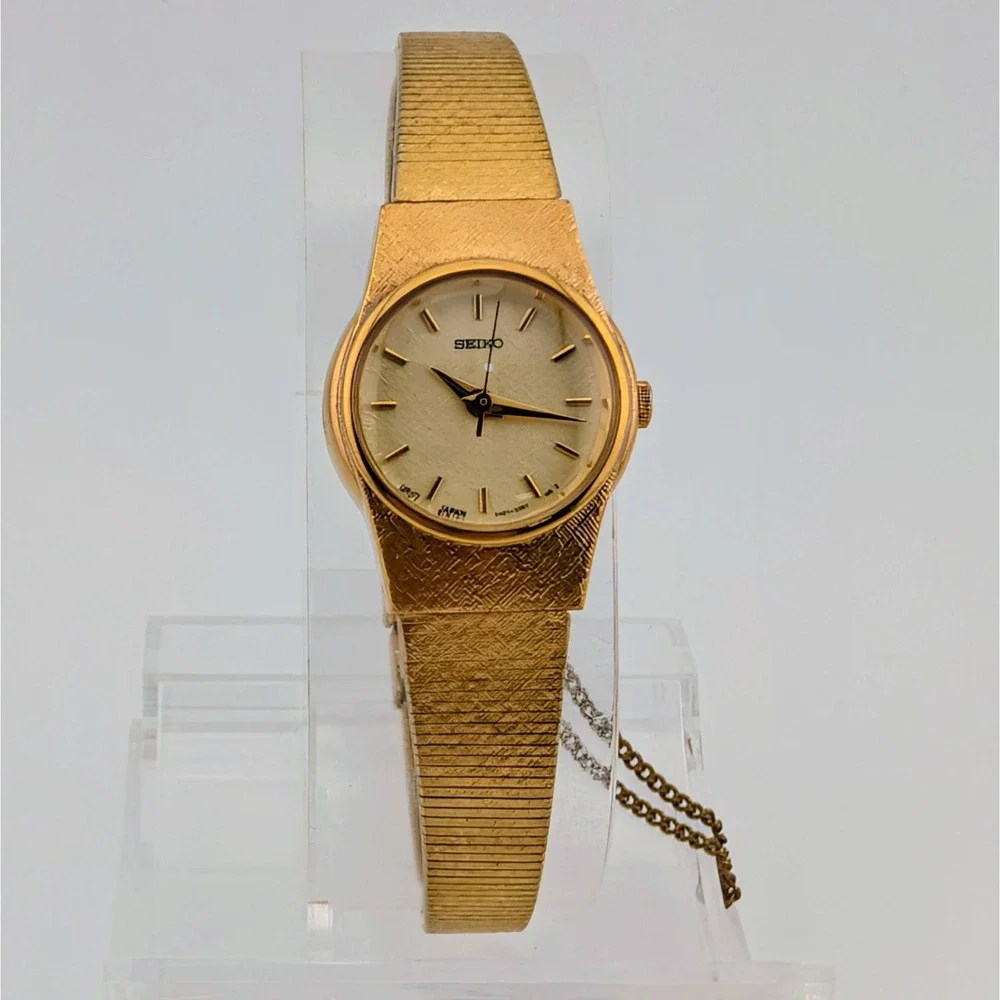 Vintage Seiko V401-1810 Gold Tone Textured Dial Dress Watch 20mm 6.25